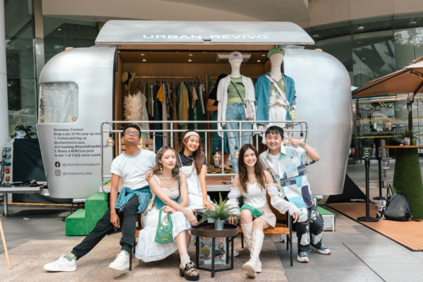 a Fashion Mobile Caravan